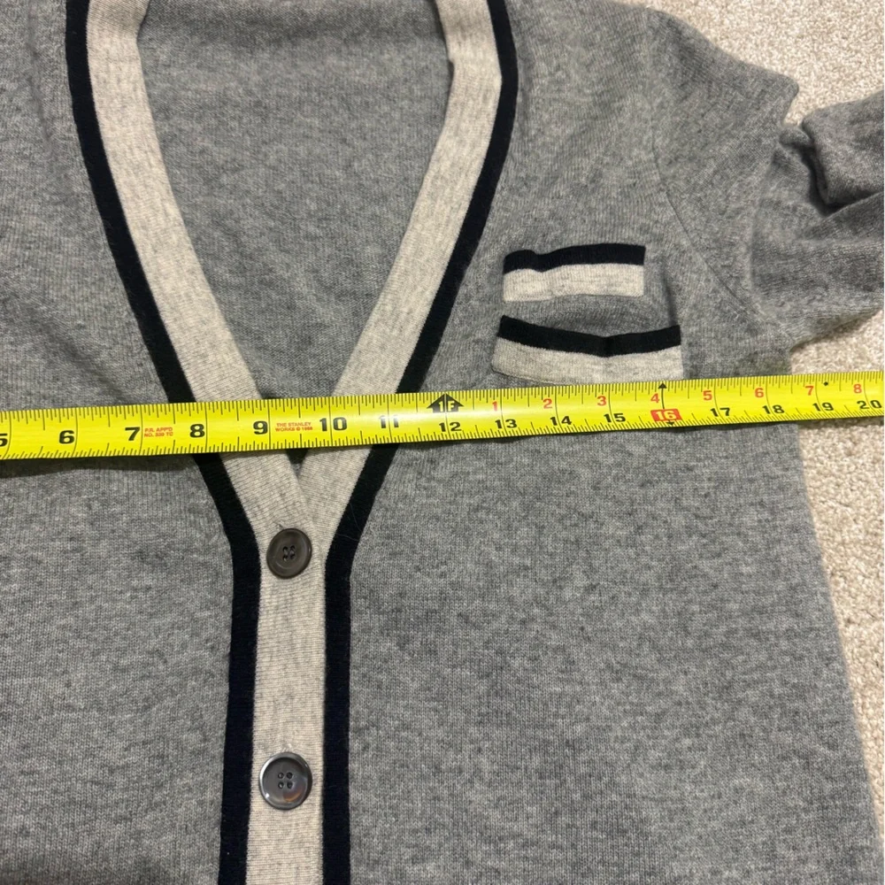 J. Crew Gray Wool-Cashmere Blend Sweater Cardigan Button Up Cardigan size Large - Picture 8 of 9